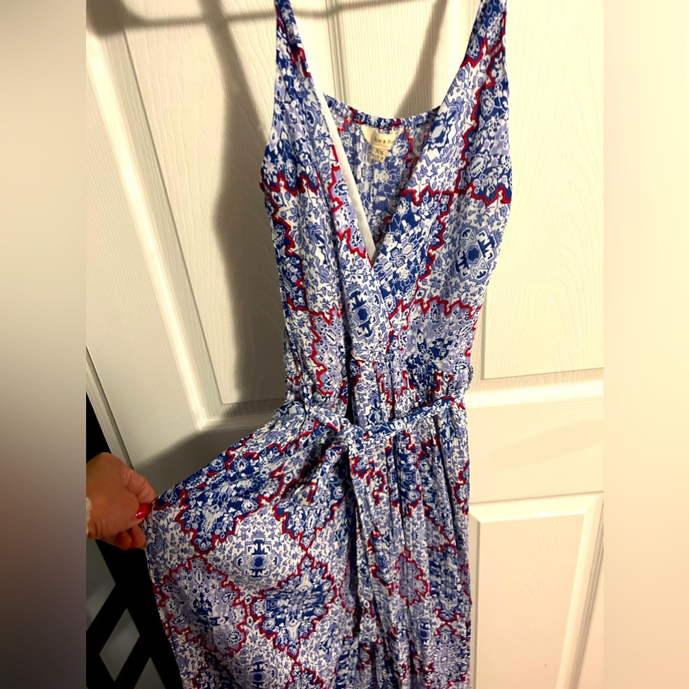 Red,blue and white maxi dress size XS. Sim & Sam brand. EUC - light and airy!